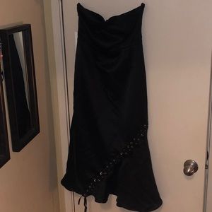 Black mid party dress ribbon detail